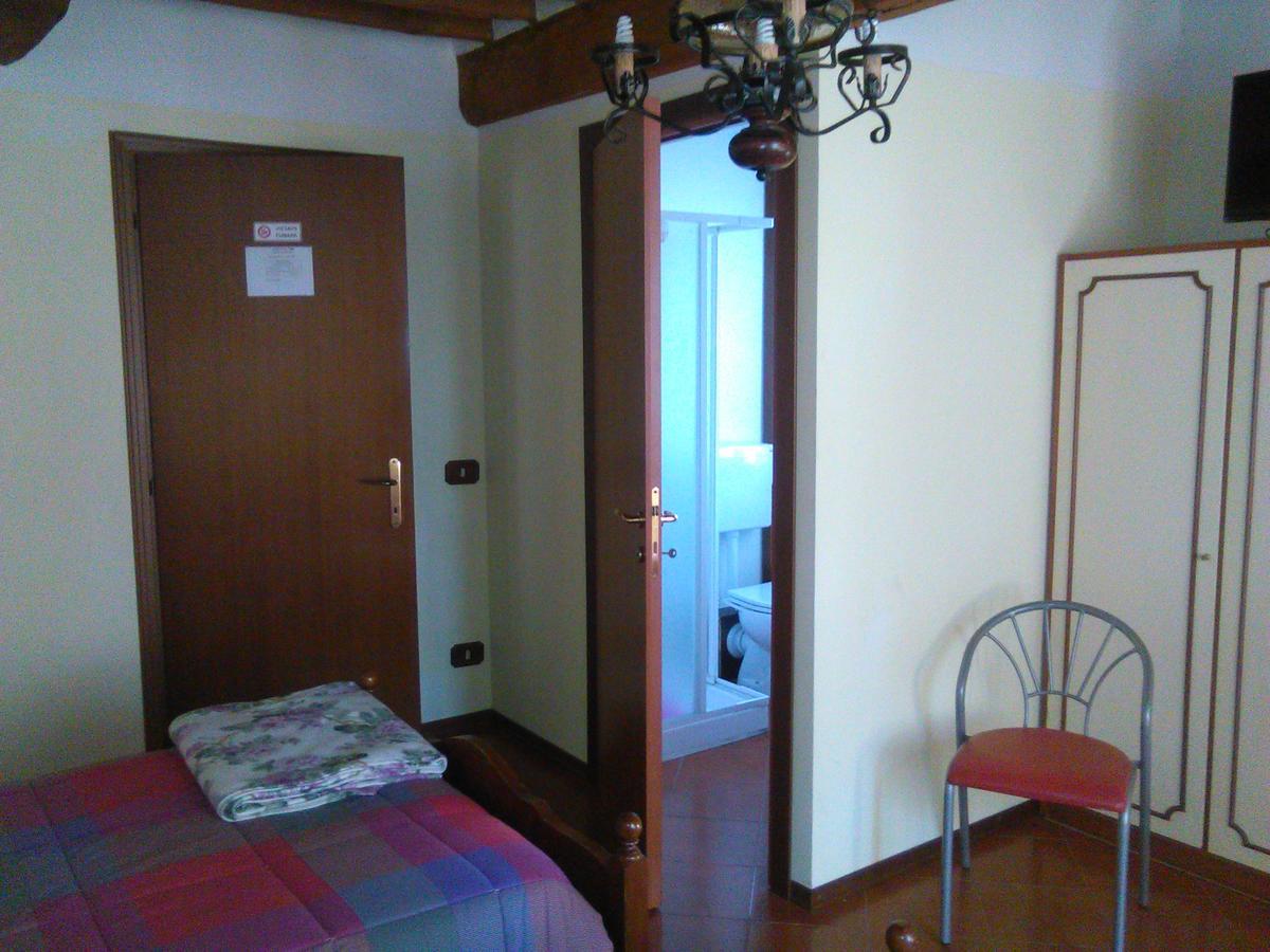 Bed and Breakfast Beb Reboglio Rolo Zewnętrze zdjęcie